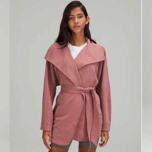 NWT Lululemon Softstreme Belted Wrap M/L in Spiced Chai